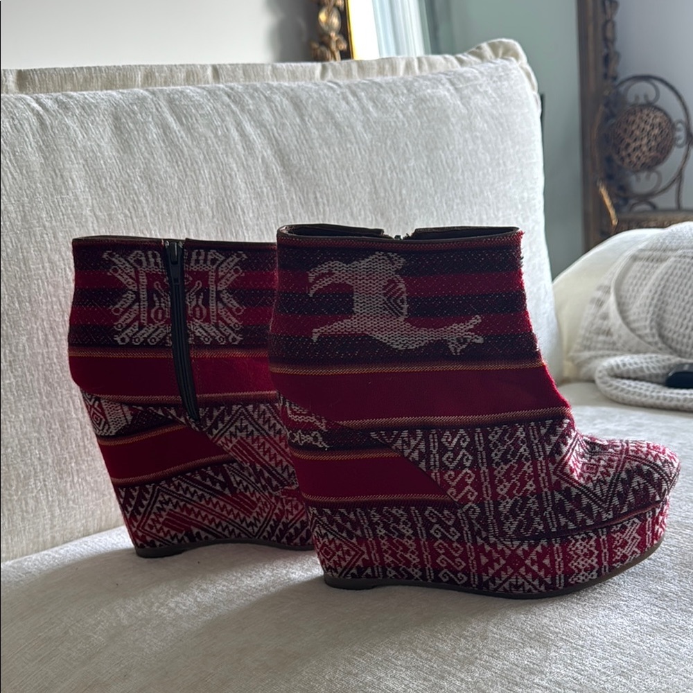 Fortress of Inca Boots